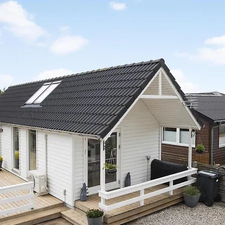Beautiful In With Wifi Holiday home